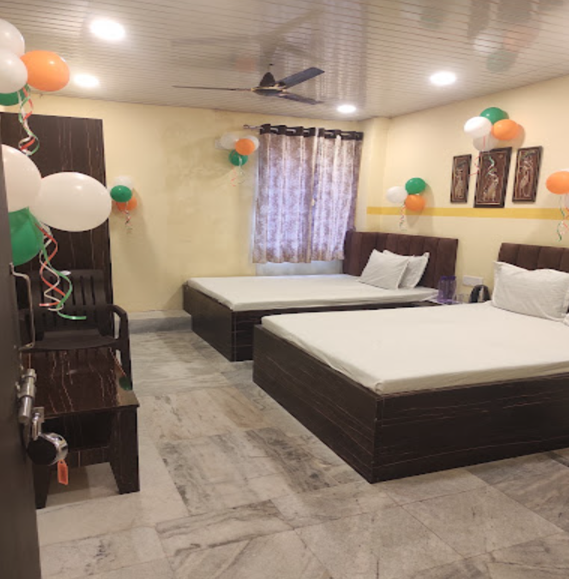 1 x Deluxe Double Room